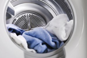 Как правильно сушить одежду: выбираем место и способ
