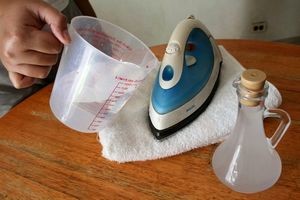 Как очистить утюг от пригорания солью, уксусом и содой в домашних условиях?