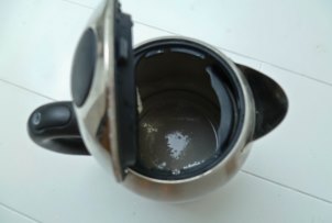 Удаление накипи в чайнике с лимонной кислотой: легкое удаление известкового налета
