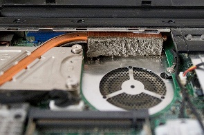 Как правильно очистить компьютерный вентилятор от пыли