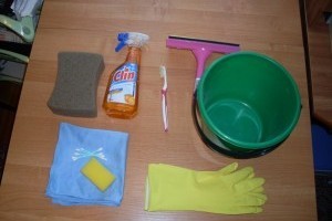Как очистить окна без разводов: пошаговая инструкция