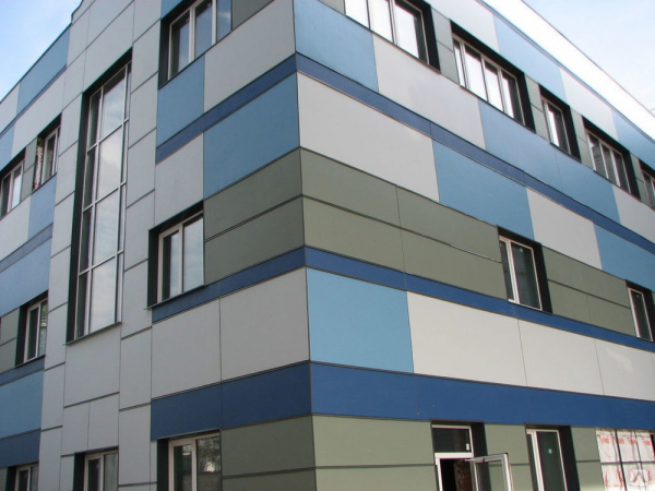 Современные алюминиевые фасадные системы - отличный вариант для ремонта здания