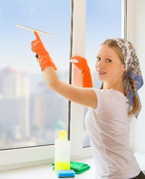 Как быстро и качественно мыть окна после ремонта?