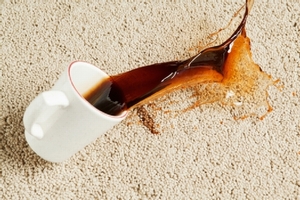 Как удалить пятна от кофе: выбираем лучшие методы