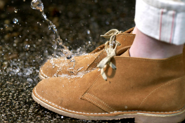Топ лучших способов очистки замшевой обуви от любых загрязнений в домашних условиях